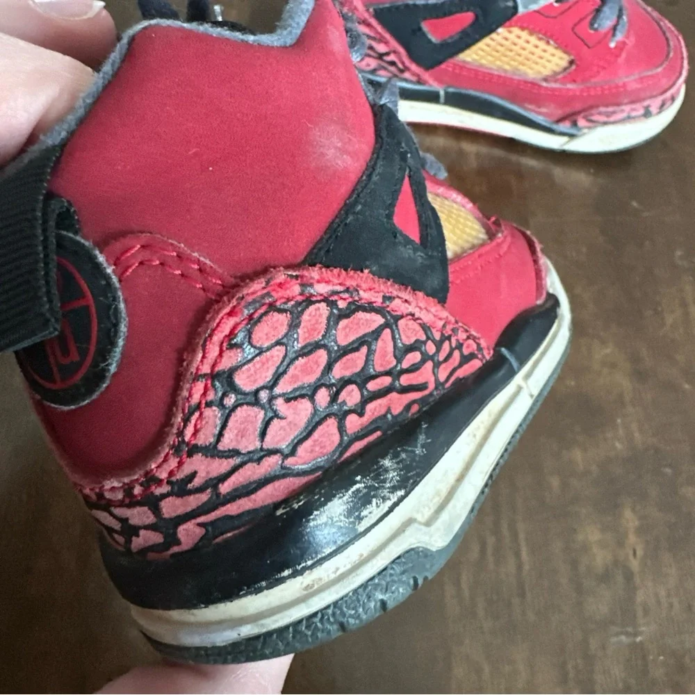 Nike Air Jordan Spizike Toddler‎ Red Black Grey 317701-601 Size 5C (Show Wear)